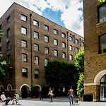 Devonshire Club & Hotel