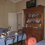 A To B Hotel