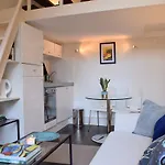 1 Bedroom Flat In Notting Hill With Mezzanine