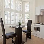 Lower Belgrave Street Apartments