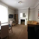 Flat 2 Broad Court