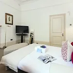 The Chelsea Cathcart Lodge