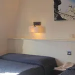 Gower Hotel