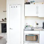 Spacious Studio Apartment Near King\'S Cross