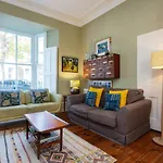 Veeve - East London Elegance