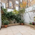 Gorgeous House In Marylebone With Patio