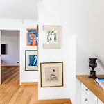 Newman 36 Apartment