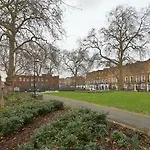 Oyo Home 141 Argyle Square Kings X