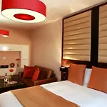 Maitrise Suites Apartment Hotel Ealing - London