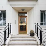 Leinster Gardens By Lime Street