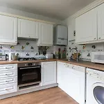 Joivy Splendid Flat With Garden Near Battersea Park