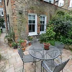 Joivy Splendid Flat With Garden Near Battersea Park