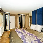 Classica Apartments