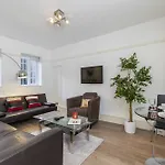 Club Living - Liverpool St. Apartments