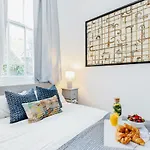 Bright&Spacious 4beds home - Kensington High Street-Olympia