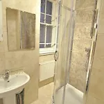 St.George\'S Apartments