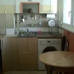 Flat Near The Centre