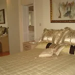 Tali\'S House