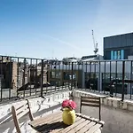 Brewer Street Apartment
