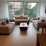 375 Kensington High St Apartment