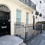 Mayfair Guesthouse