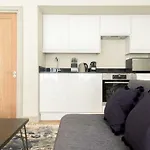 The Mayfair Parade - Trendy 1Bdr