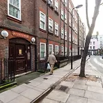 New 2 Bed Apartment In Covent Garden