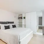 Apartment With Private Patio, And Park Across The Road (Adults Only)