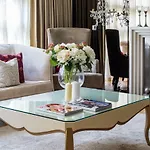 Hyde Park Luxe