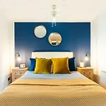One Bed Serviced Apt Near Millenium Bridge