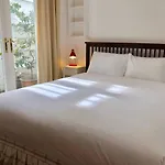 Pimlico Comfort Apartment