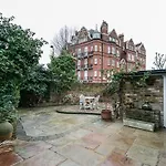 New Gorgeous 5 Bed Victorian House In Hammersmith