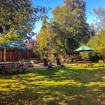 Mapesbury Lodge