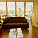 London ExCel 2 Bedrooms River View Apartment