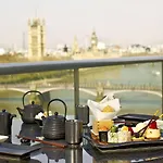 Plaza on the River Club&Residencia