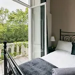 Hyde Park Gate Rooms
