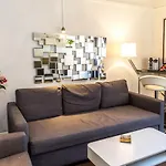 Flat 25 Dudley Court