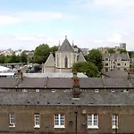 East End Rooms