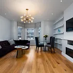 Beaufort Mansions , Chelsea