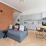 Modern, Chic 1-Bed In Notting Hill
