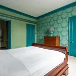 Stafford Terrace IV By Onefinestay