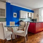 Stafford Terrace IV By Onefinestay