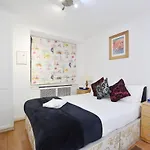 Hyde Park Gate Rooms