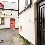 Tlk Apartments & Hotel - Beckenham Junction