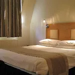 Kensington International Inn