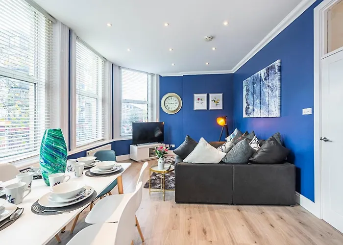 Instagram-Worthy Apartment In Central London