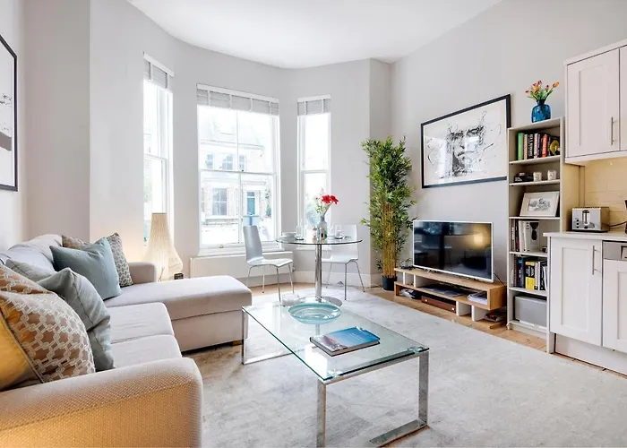 Contemporary Clapham Home Near Wandsworth Common By Underthedoormat