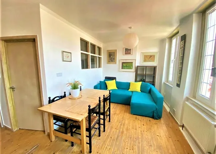 Splendid 1 Bedroom Flat + Terrace