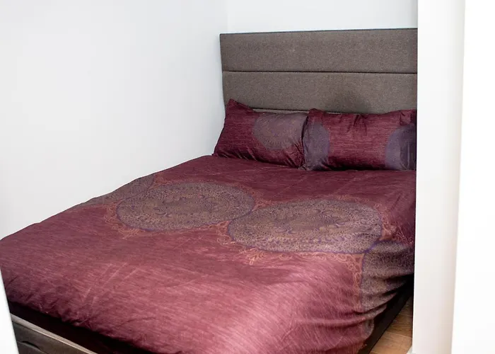 Stunning 1-Bedroom Flat In London!