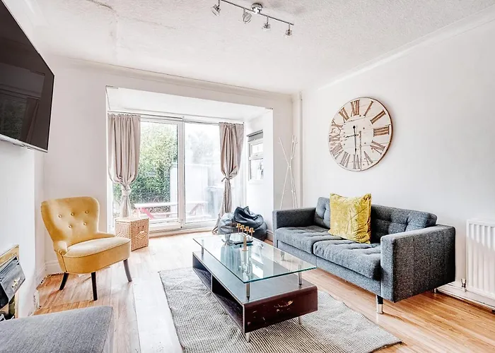 Spacius 3 Bedroom Garden House